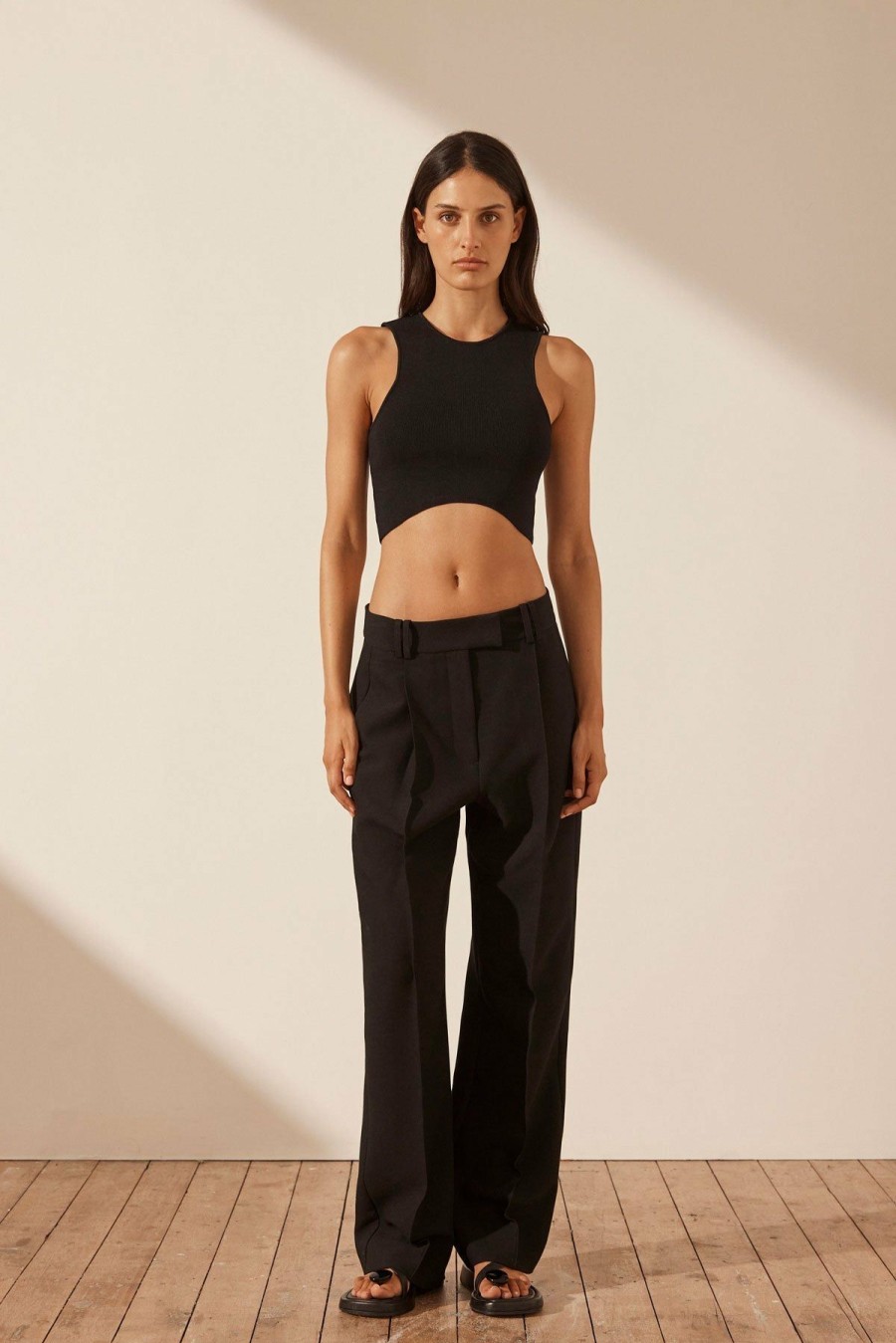 Clothing Shona Joy | Basic Curved Hem Crop Top - Black